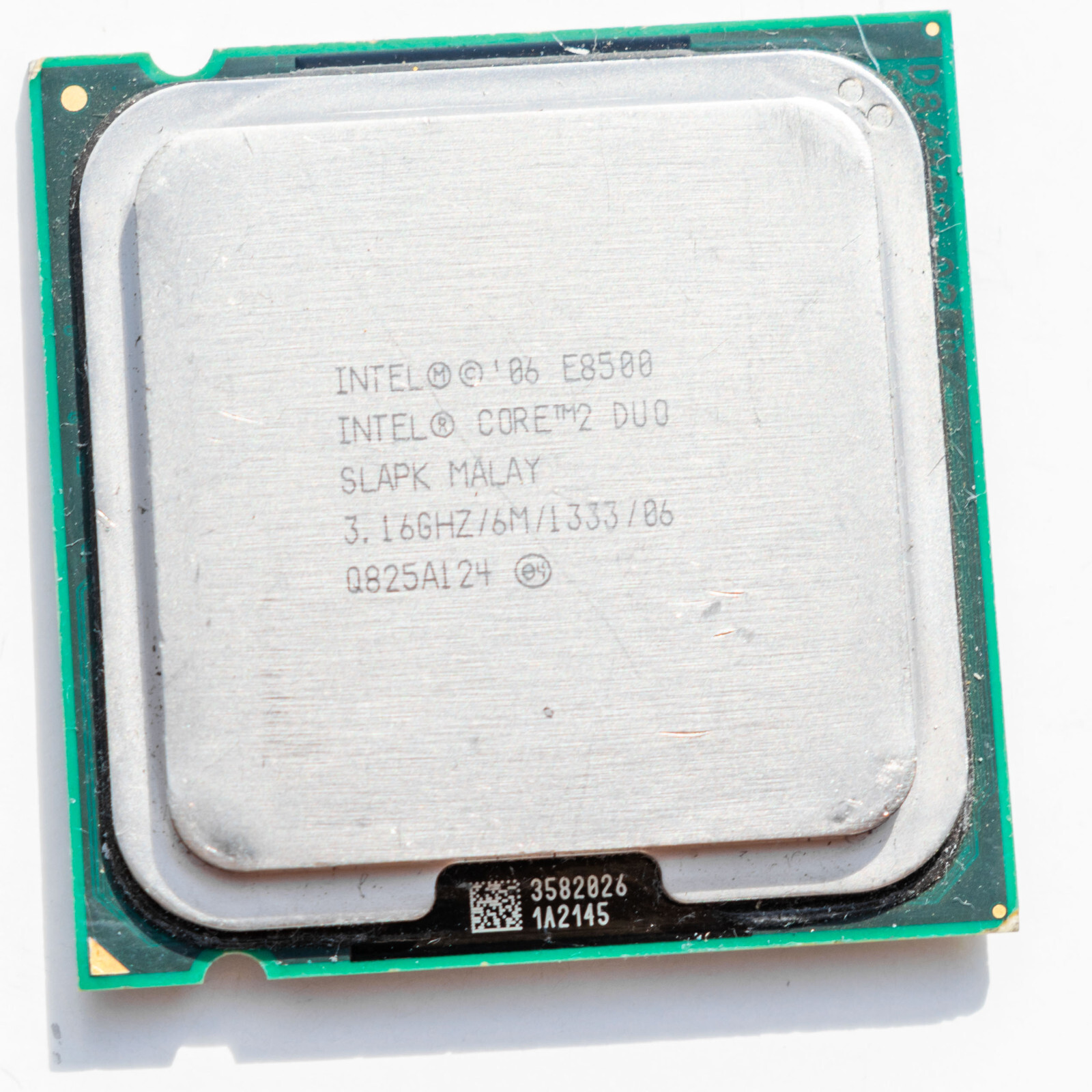 Intel Core 2 Duo E8500 SLB9K 3.16GHz LGA775 6MB Wolfdale 45nm Processor 65W