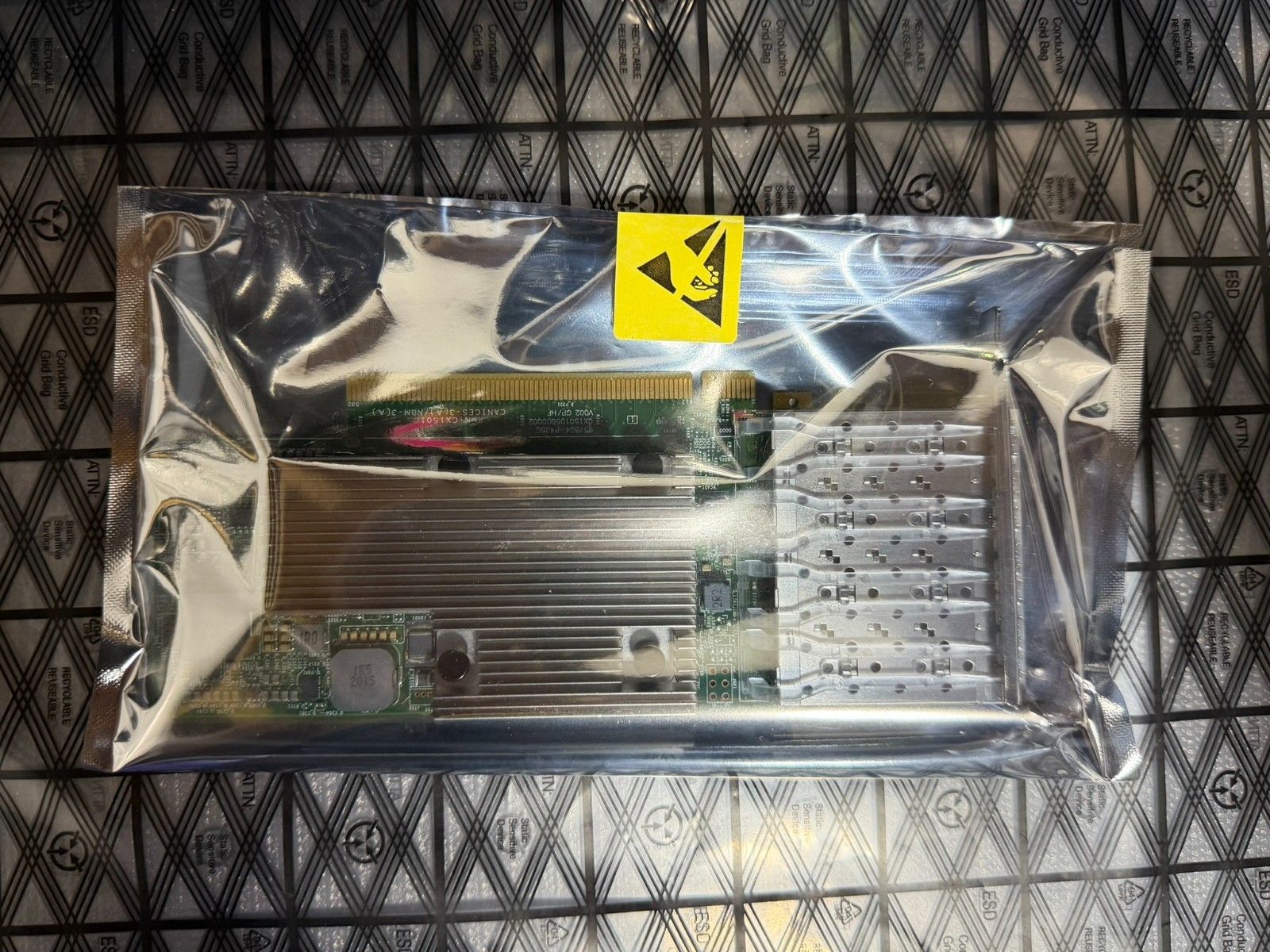 BROADCOM 57504 P425G Network Adapter PCIe 4.0 x16 BCM957504-P425G