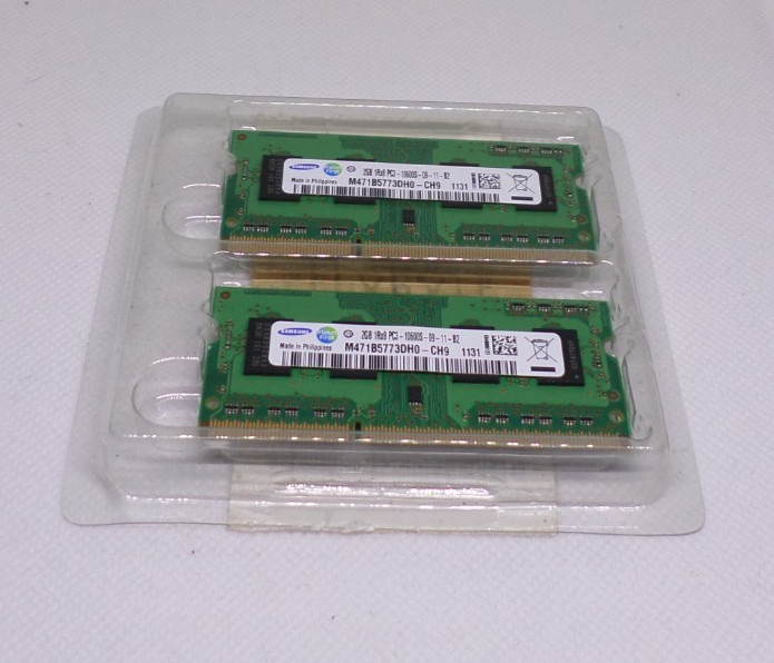 Blazing Memory 4GB (2 x 2GB) PC3-10600 (DDR3-1600) Memory (M471B5773DHO-CH9)