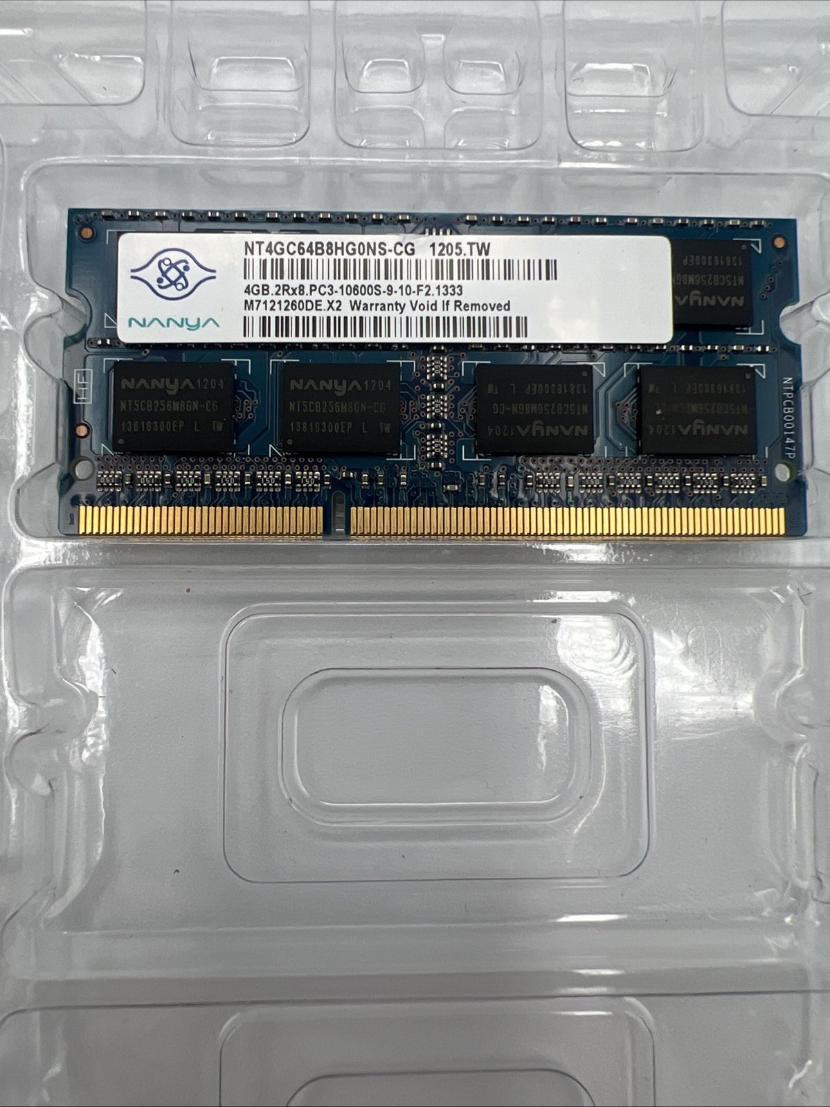 NANYA 4GB 2Rx8 PC3-10600S-9-10 F2 1333 NT4GC64B8HG0NS-CH Laptop Memory