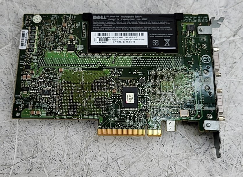 DELL UCP 50 0XM768 Raid Controller Card Perc 5E SAS PCIe 256MB