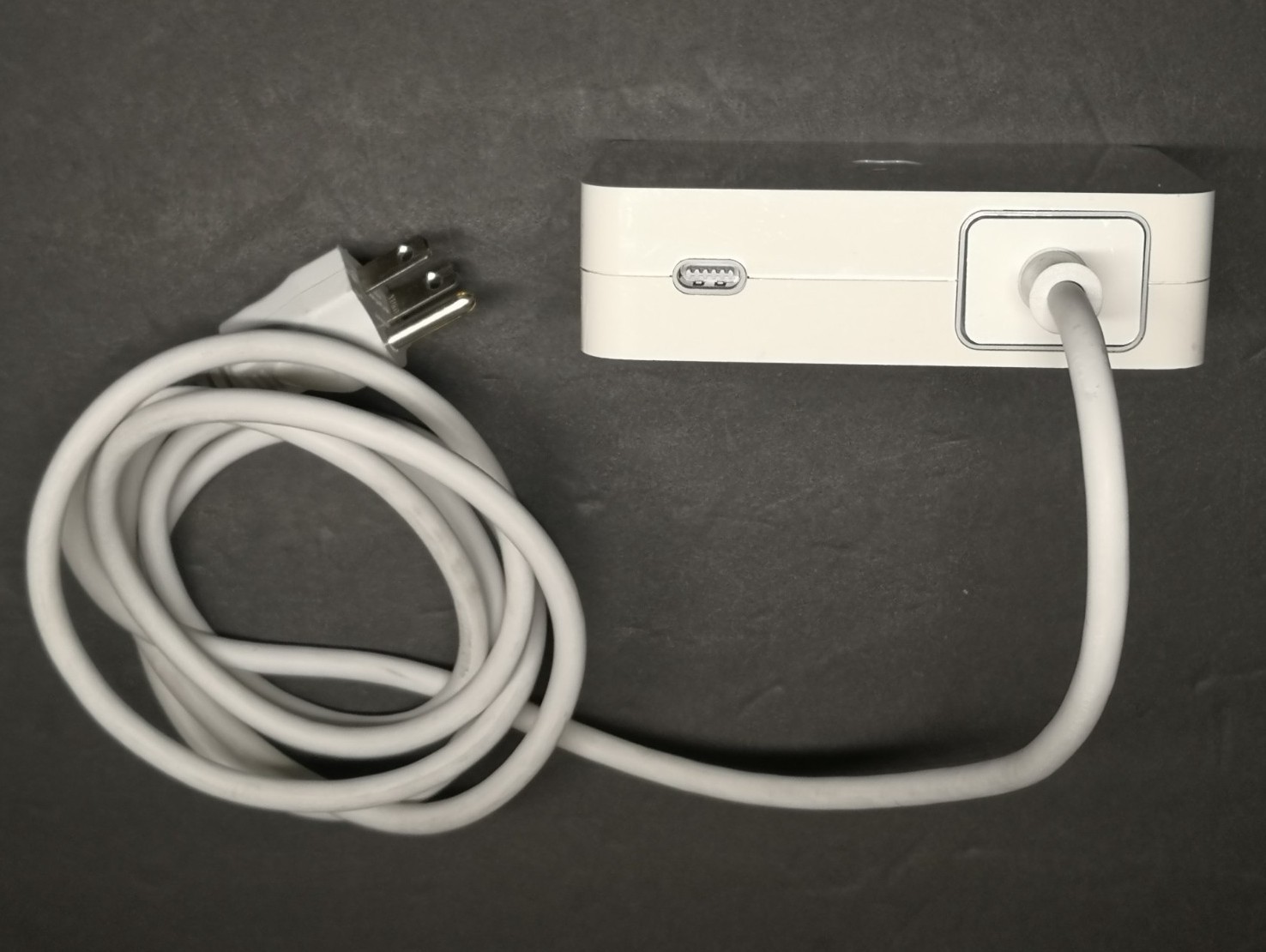 Genuine Apple A1097 Power Adapter for Apple Cinema Displays