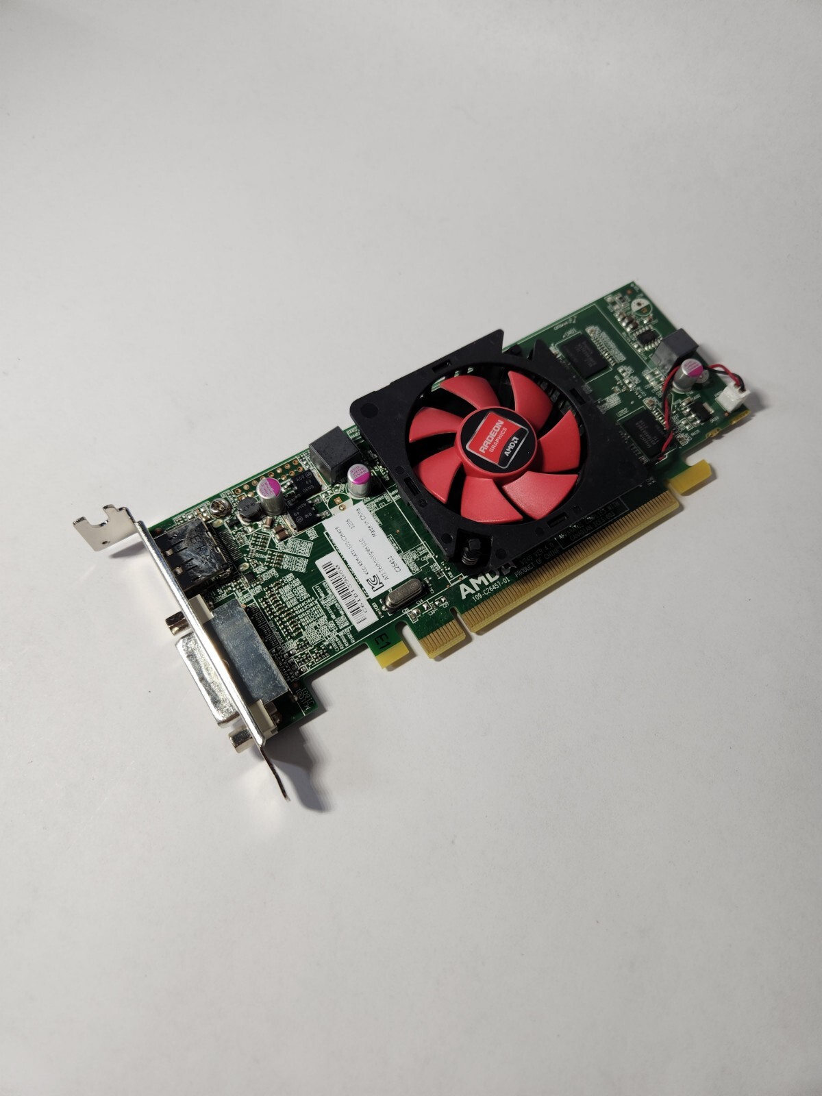 AMD Radeon GPU PCIe Video Card DisplayPort – Low Profile SFF