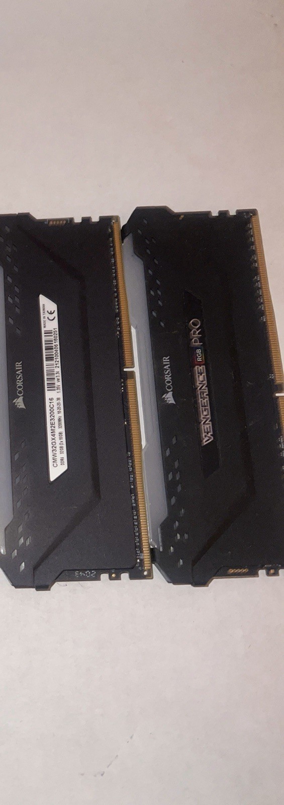 Corsair Vengeance RGB Pro 32GB (2x16GB) PC4-25600 (DDR4-3200) Memory -…