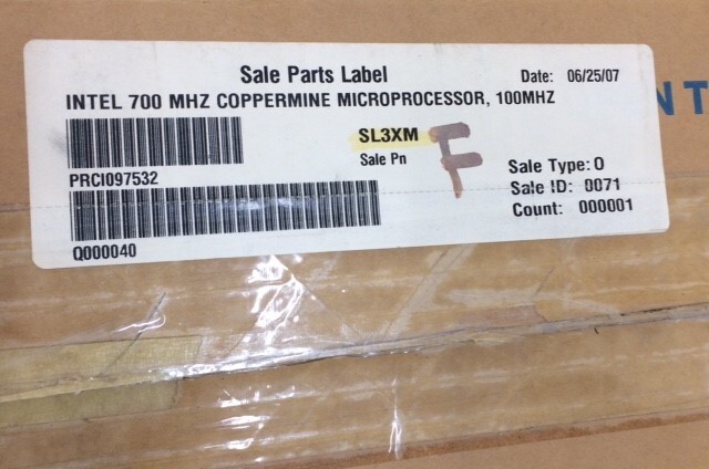 80526PY700256 INTEL P3 CPU STEP CODE SL3XM 700MHZ 256KB NEW 1 UNIT