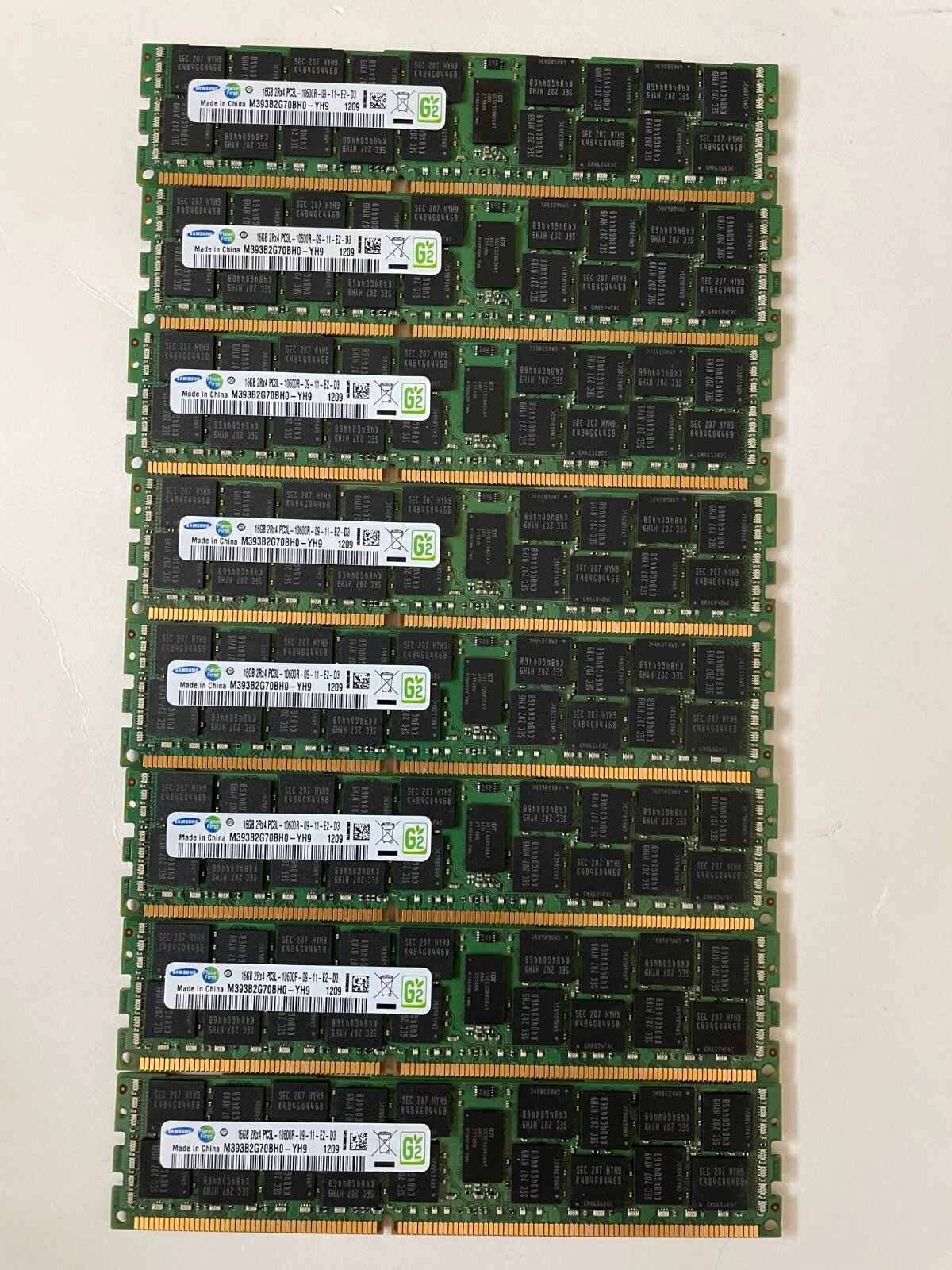 Samsung 128GB (16GBx8) 2Rx4 PC3L-10600R DDR3 1333MHz ECC REG RDIMM Server Memory