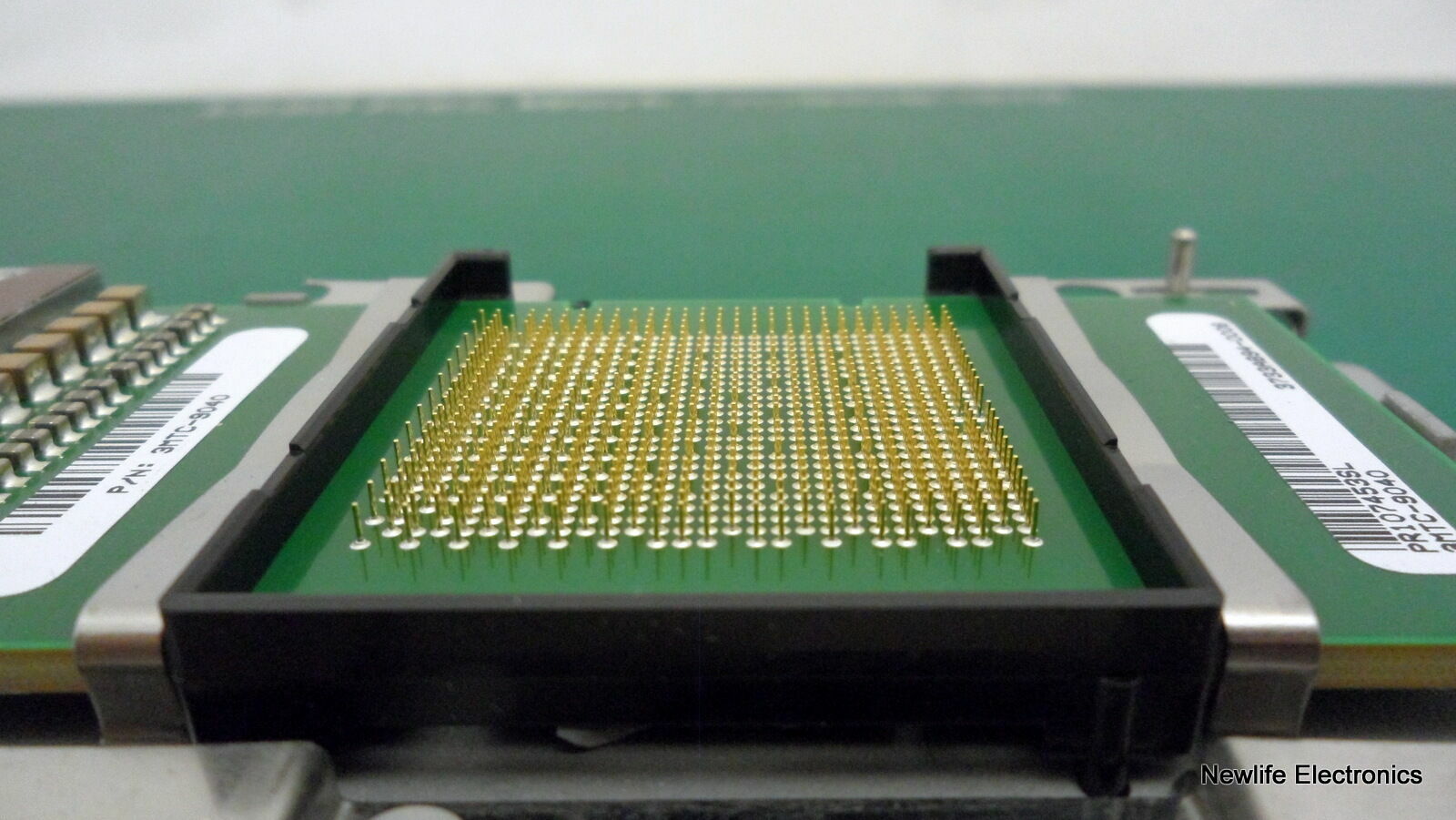 HP AB584-69001 Intel Itanium2 1.6Ghz CPU (18MB L3 Cache) AB584-2103A AB584A