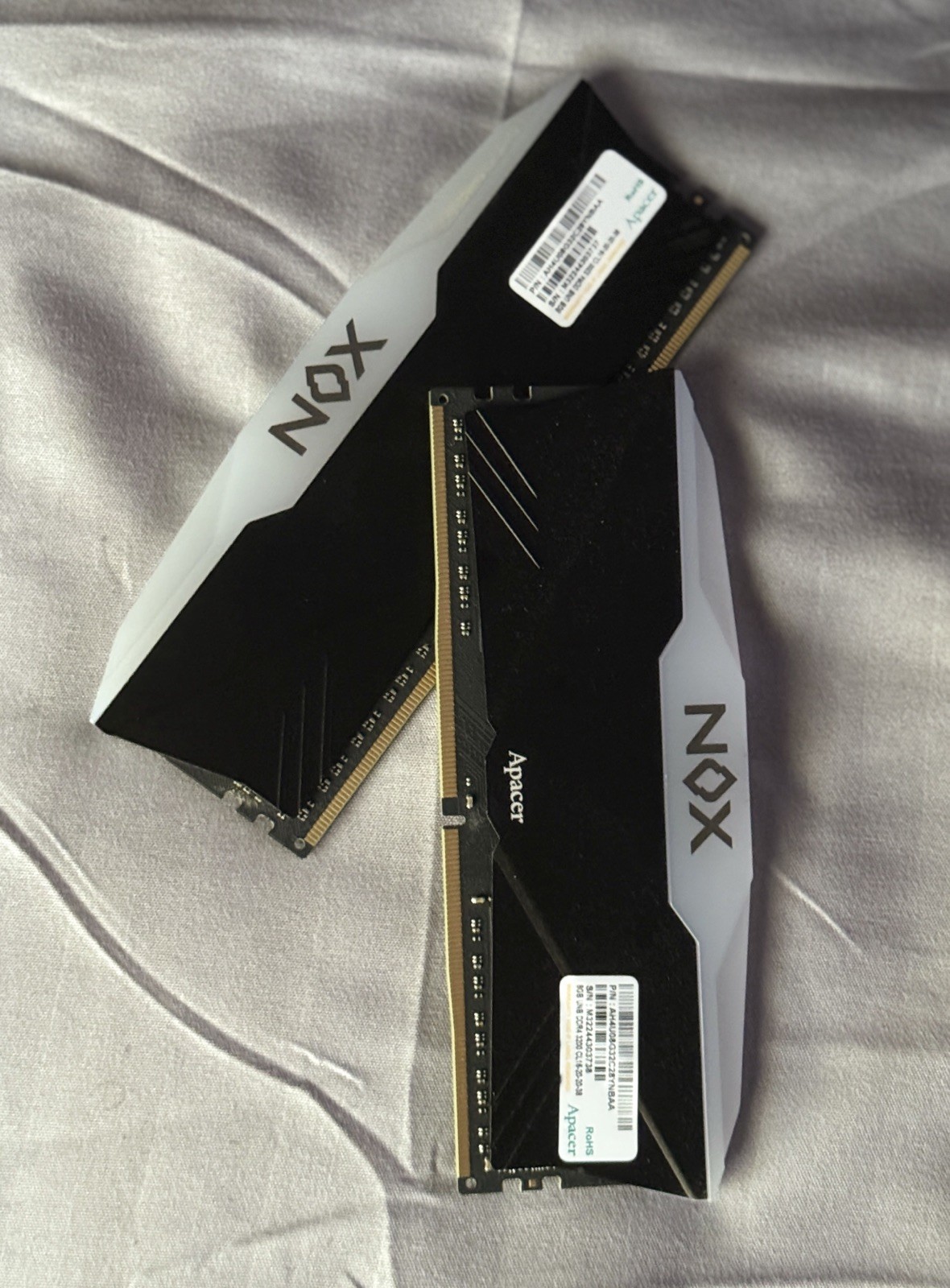 Apacer NOX 16GB (2x8GB) DDr4 RAM 3200MHz CL16-20-20-38 (Great Condition)