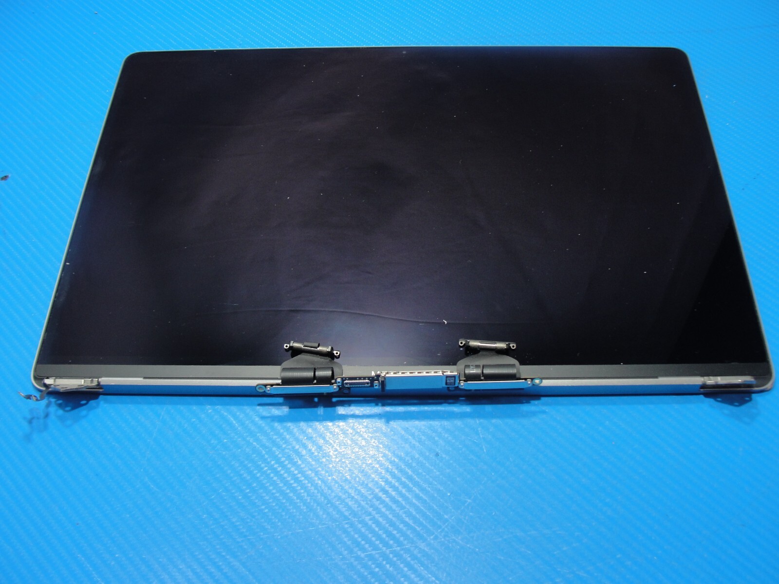 MacBook Pro A2141 Late 2019 BTO 16″ LCD Screen Assembly Gray 661-14200