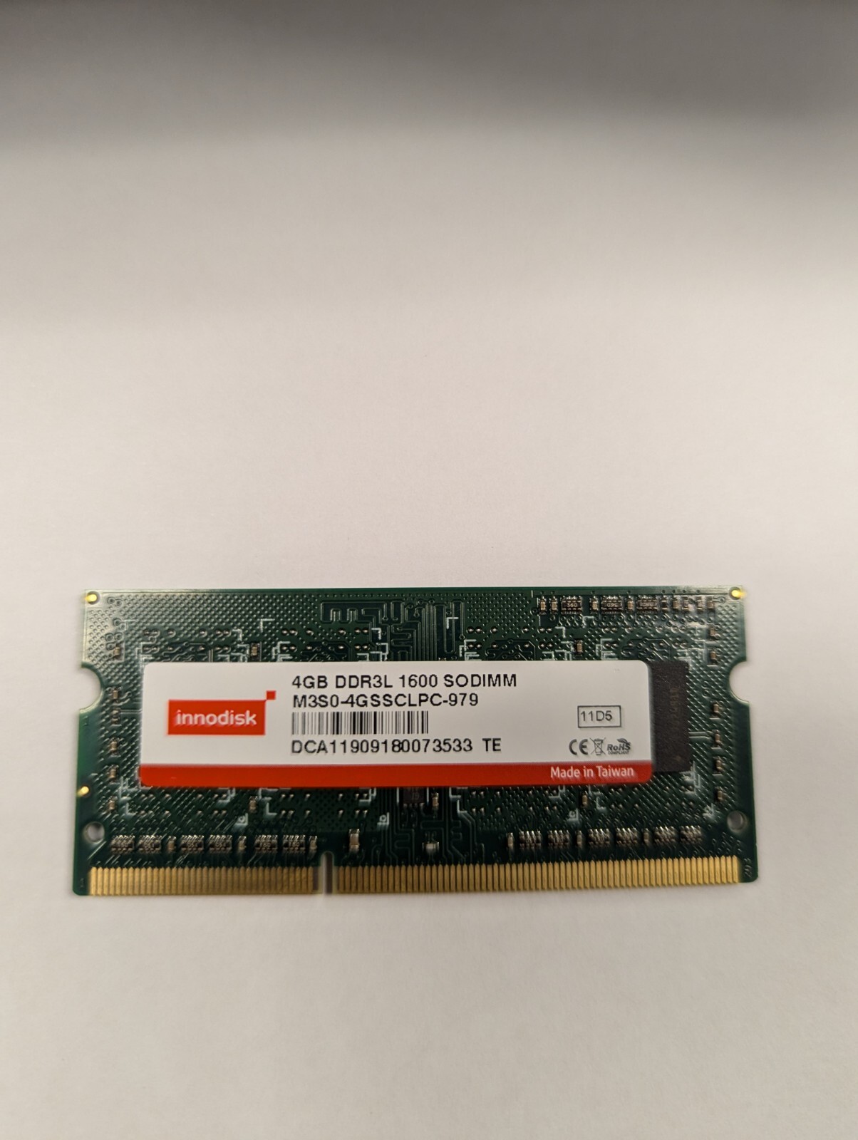 Innodisk 4GB DDR3L 1600MHz SO-DIMM 204-Pin RAM Memory M3S0-4GSSCLPC-979