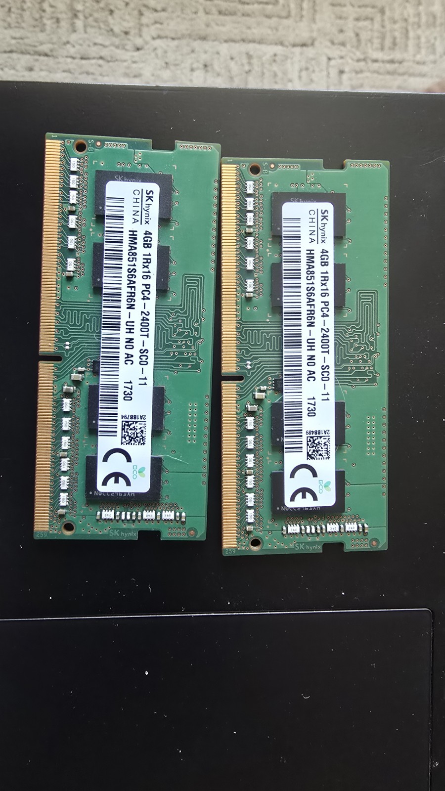 8GB SK Hynix 2x4GB DDR4 PC4-2400 Laptop Memory SODIMM RAM HMA851S6AFR6N-UH 1Rx16