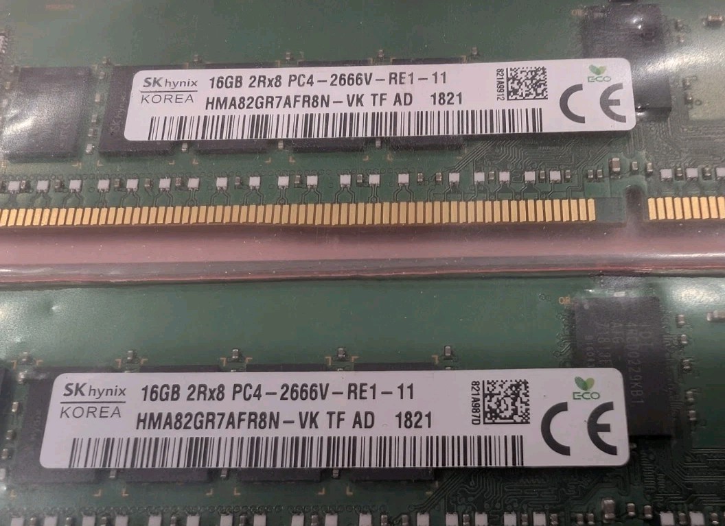 32GB (2x 16GB) SK Hynix DDR4-2666 RAM PC4-21300 ECC Reg RDIMM HMA82GR7AFR8N-VK