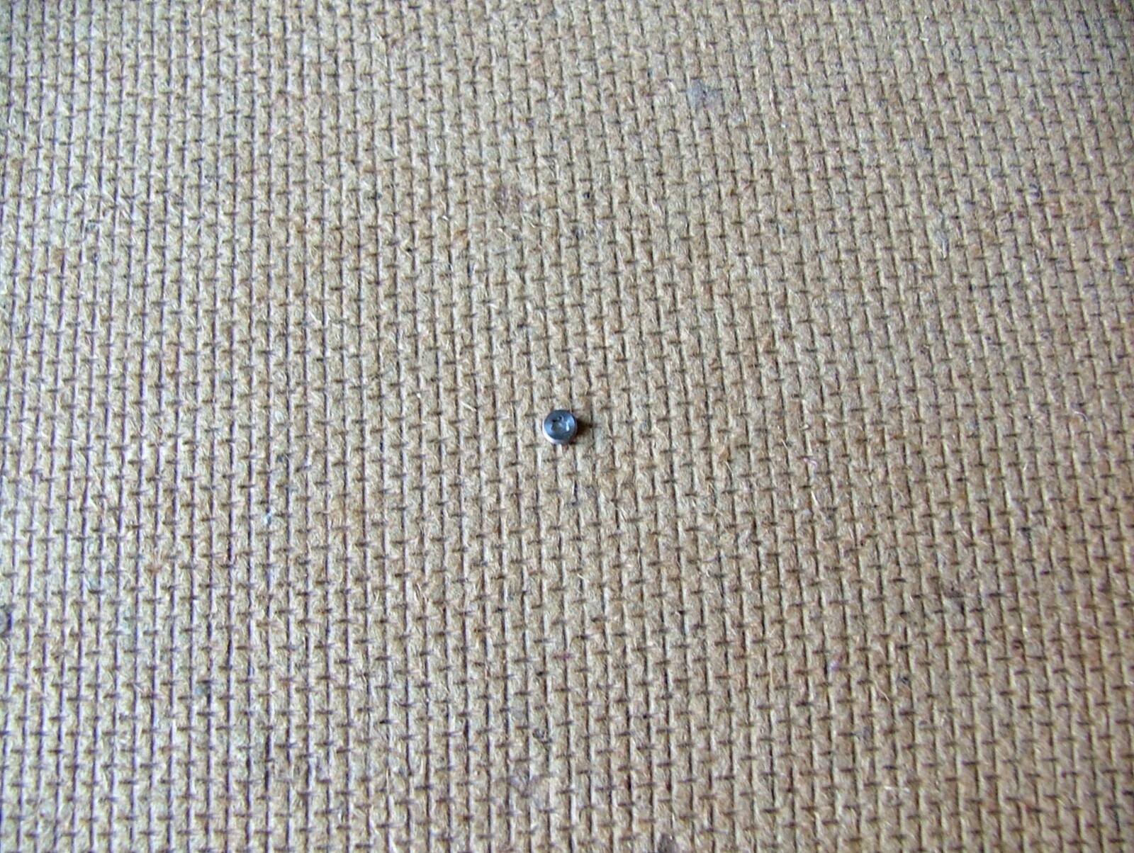 MacBook Air Trackpad Screw Fits 13″ A1369 A1466 & 11″ A1370 A1465