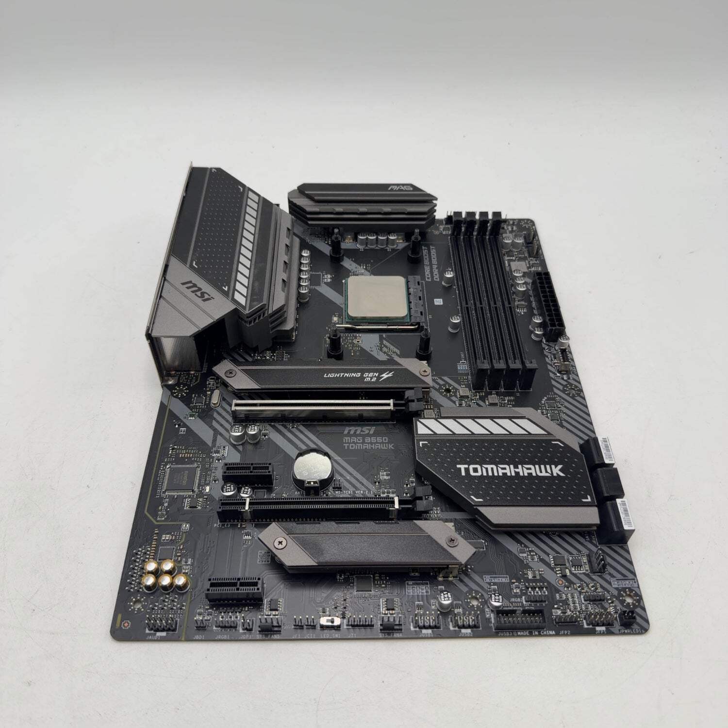 AMD Ryzen 5 5600X 3.70GHz 6 Core 100-000000065 12 Thread AM4