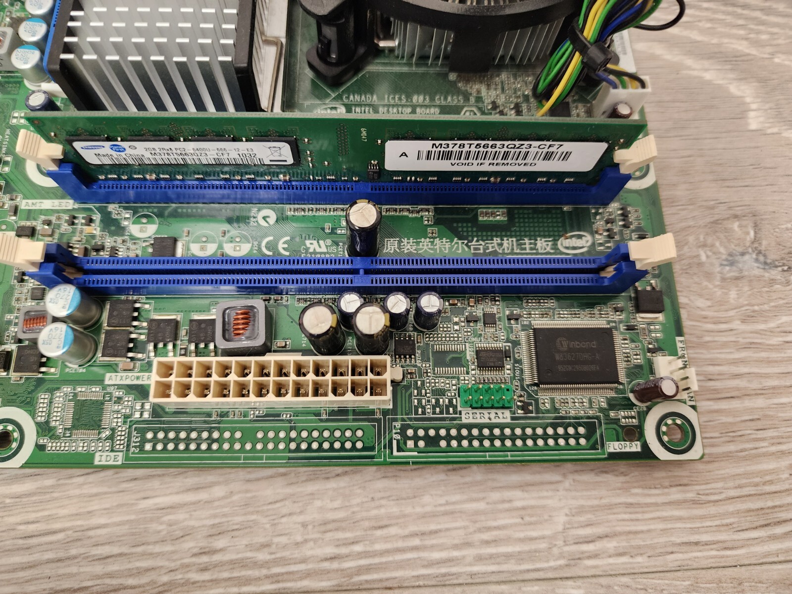 Intel Desktop Board AA E60577-202 Motherboard Core 2 Duo E7400 @ 2.8 GHz 2GB RAM