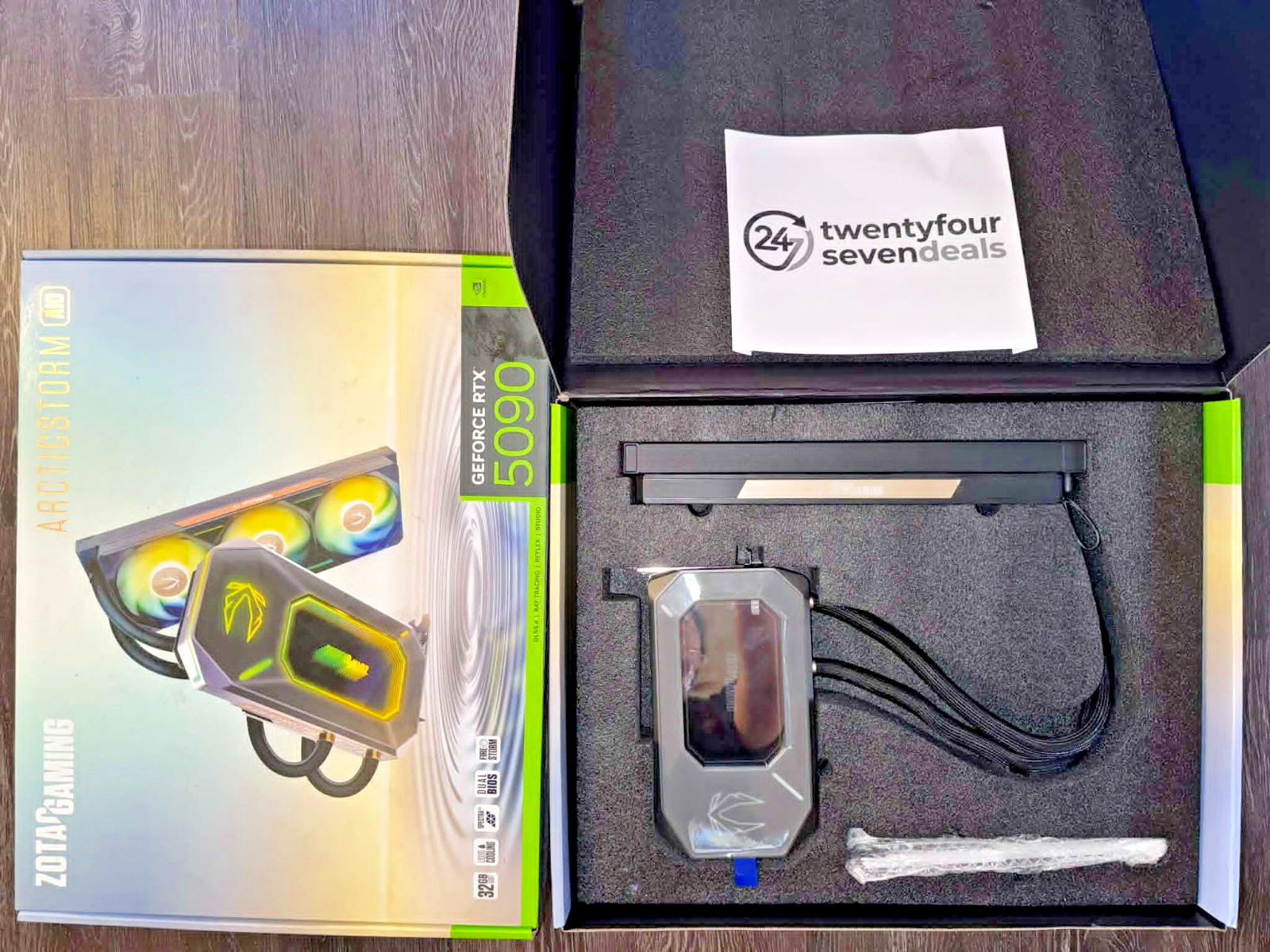 Zotac Arciticsorm AIO RTX 5090 GPU – No PCB, Core & VRAM (PARTS)