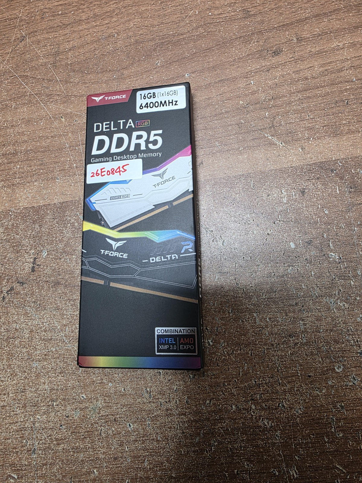 T-Force DELTA RGB 16GB (1x16GB) RAM DDR5 6400MHz FF3D516G6400HC40B01