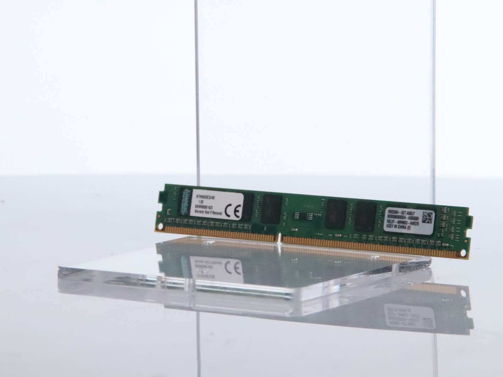 Kingston KTH9600CS/4G 4GB PC3-12800U 1600MHz Low Profile 1.5V Non-ECC DDR3 RAM