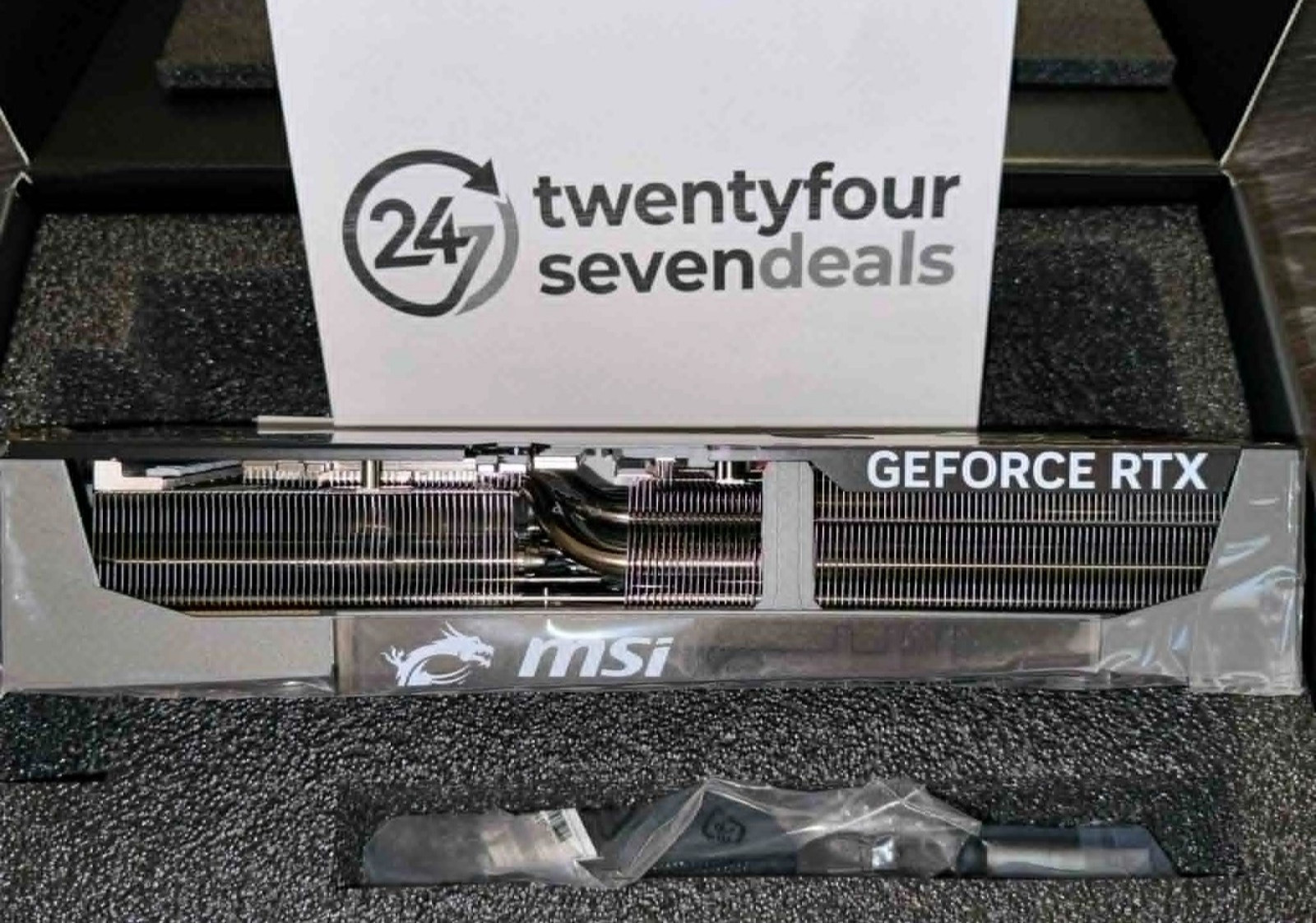 MSI Gaming Trio OC GeForce RTX 5090 GPU – No PCB, Core & VRAM (PARTS)