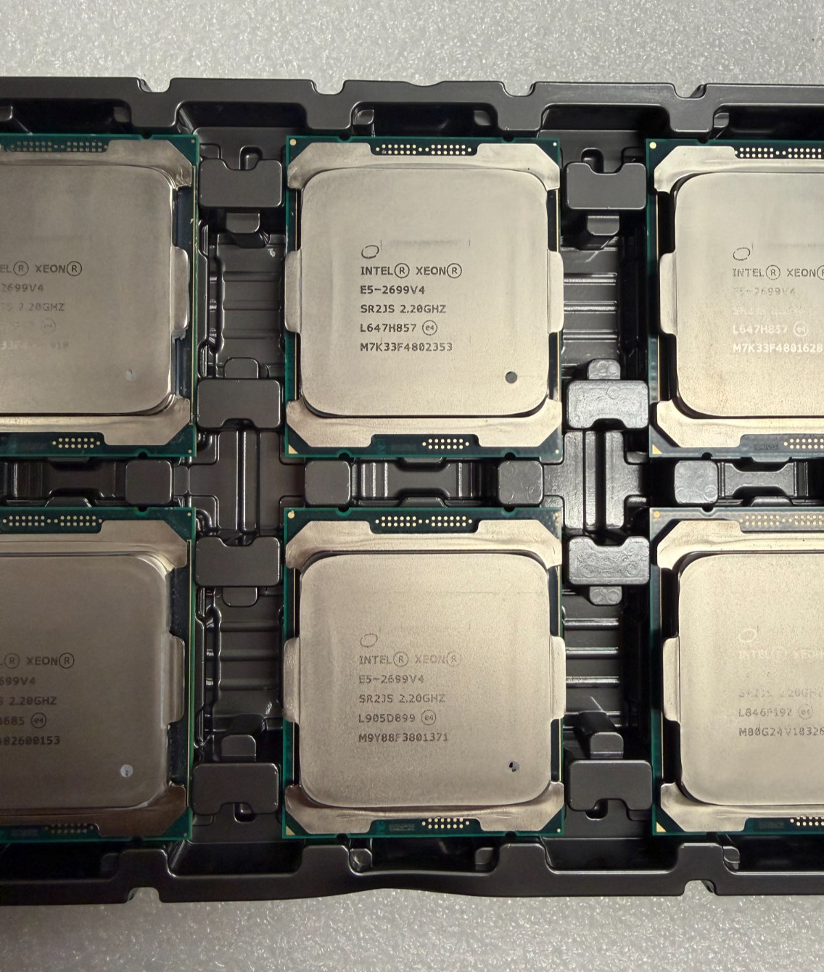 Intel Xeon E5-2699 V4 CPUs SR2JS 22 CORES