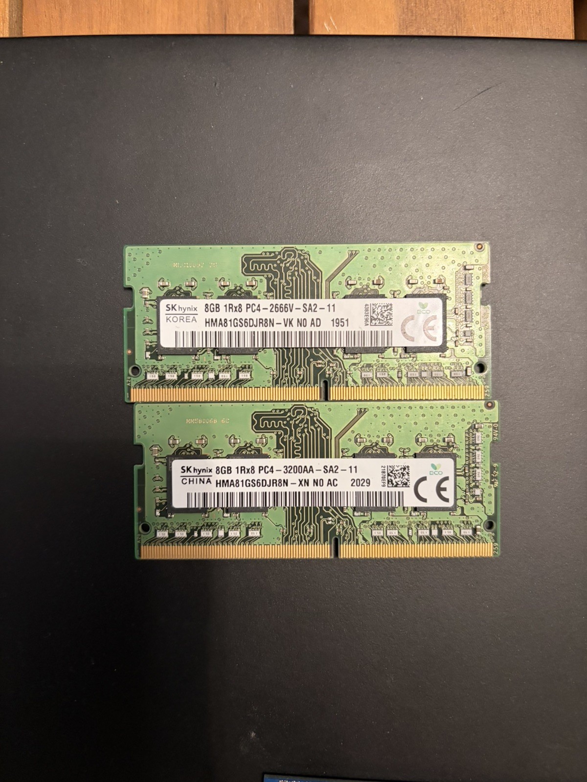 16GB (2x8GB) 1Rx8 PC4-2666V-SA2-11 DDR4 SODIMM HMA81GS6DJR8N Hynix
