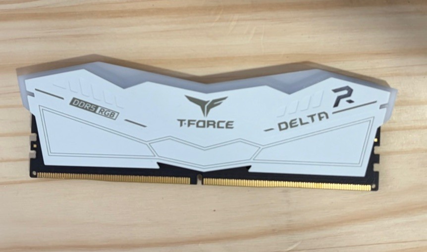 Teamgroup T-Force Delta RGB 16GB DDR5 6000MHz Desktop RAM 1 Stick White