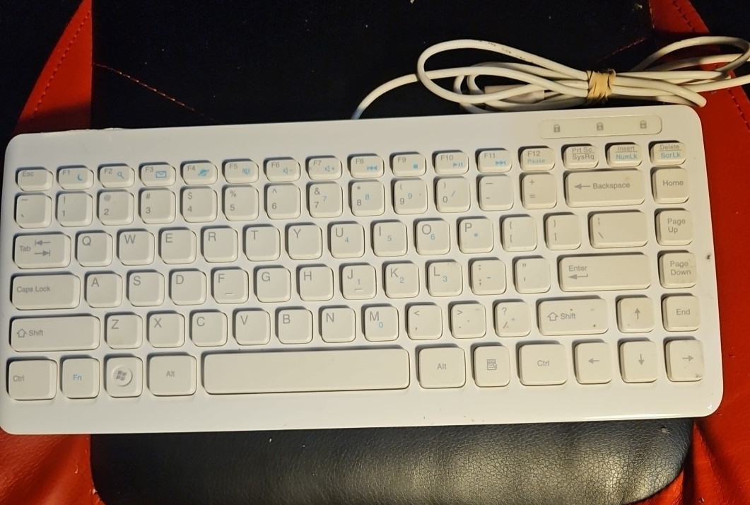 ACER White Windows Mini Keyboard Model KU-0906 USB Wired 12.5″ X 5.5″
