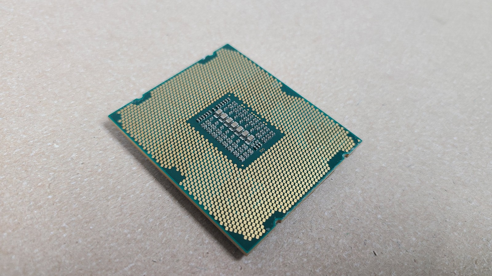 LOT OF 2 Intel Xeon E5-2690v2 10-Core 3.00GHz 25MB CPU Processor PN: SR1A5