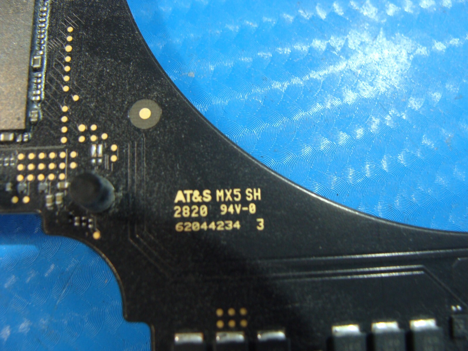 MacBook Pro 16″ A2141 2019 MVVJ2LL i7 2.6 16/512/4GB 5300M Logic Board 661-14104