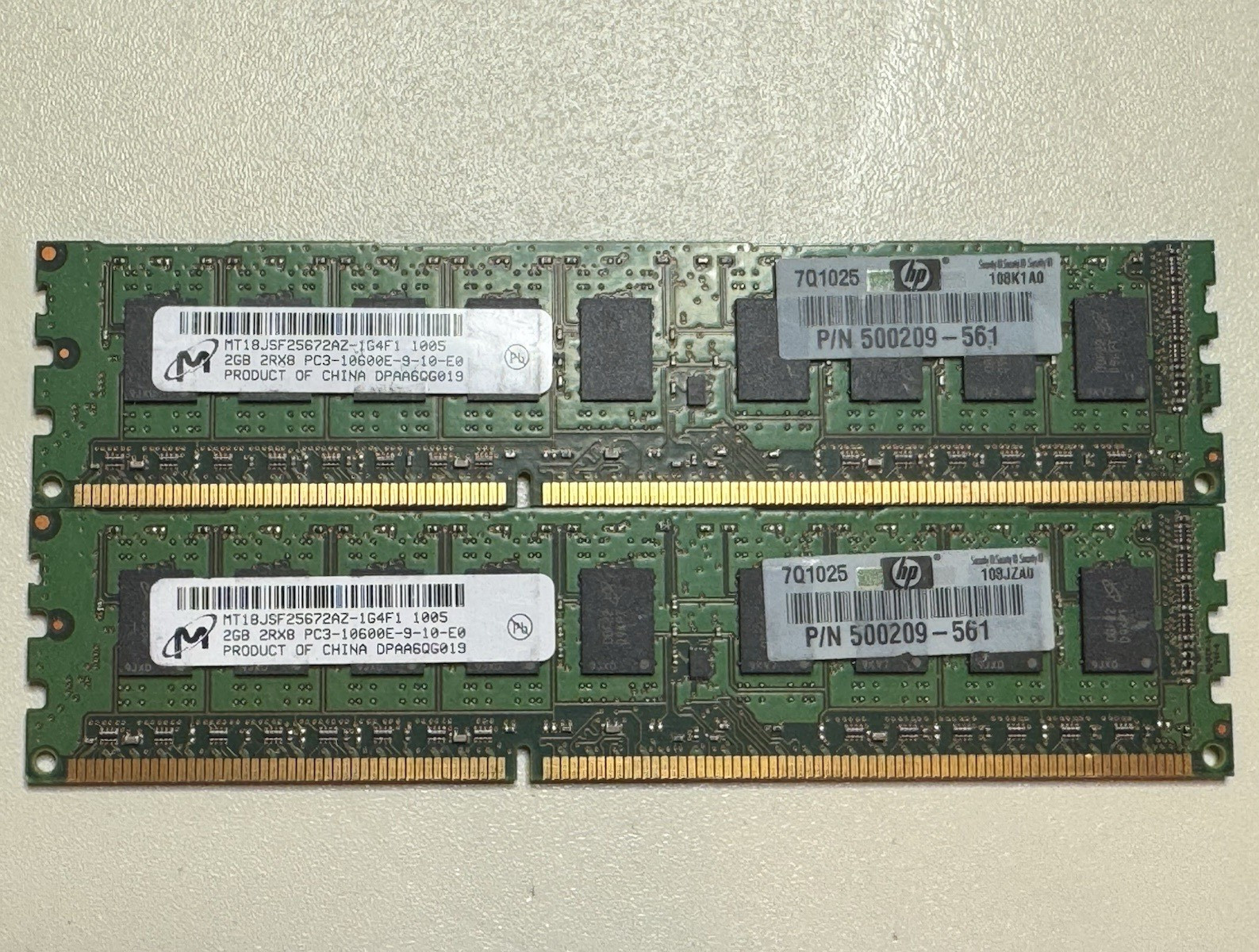 HP 4GB (2x2GB) DDR3 ECC Registered DIMM PC3-10600R 240-Pin 500209-561