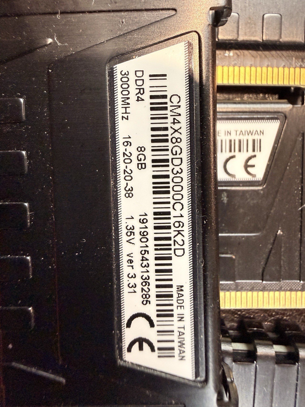 Corsair Vengeance LPX 8GB DDR4-3000 1RX8 PC4-24000 UDIMM RAM Shielded