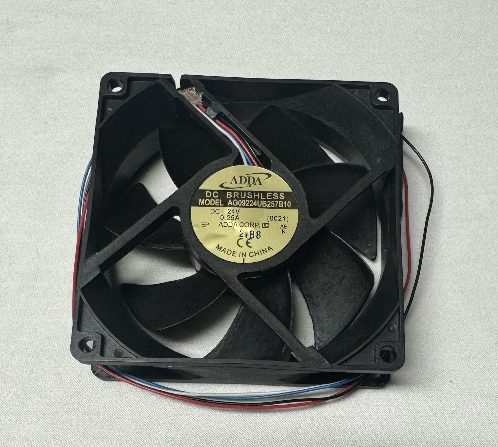 1pcs ADDA AG09224UB257B10 DC 24V Cooling Fan