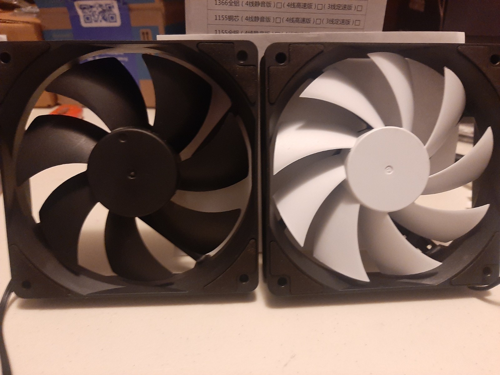 LOT OF PC FANS 120mm GaminG PC Computer Case Cooling Fan BLACK/WHITE FAN BLADES