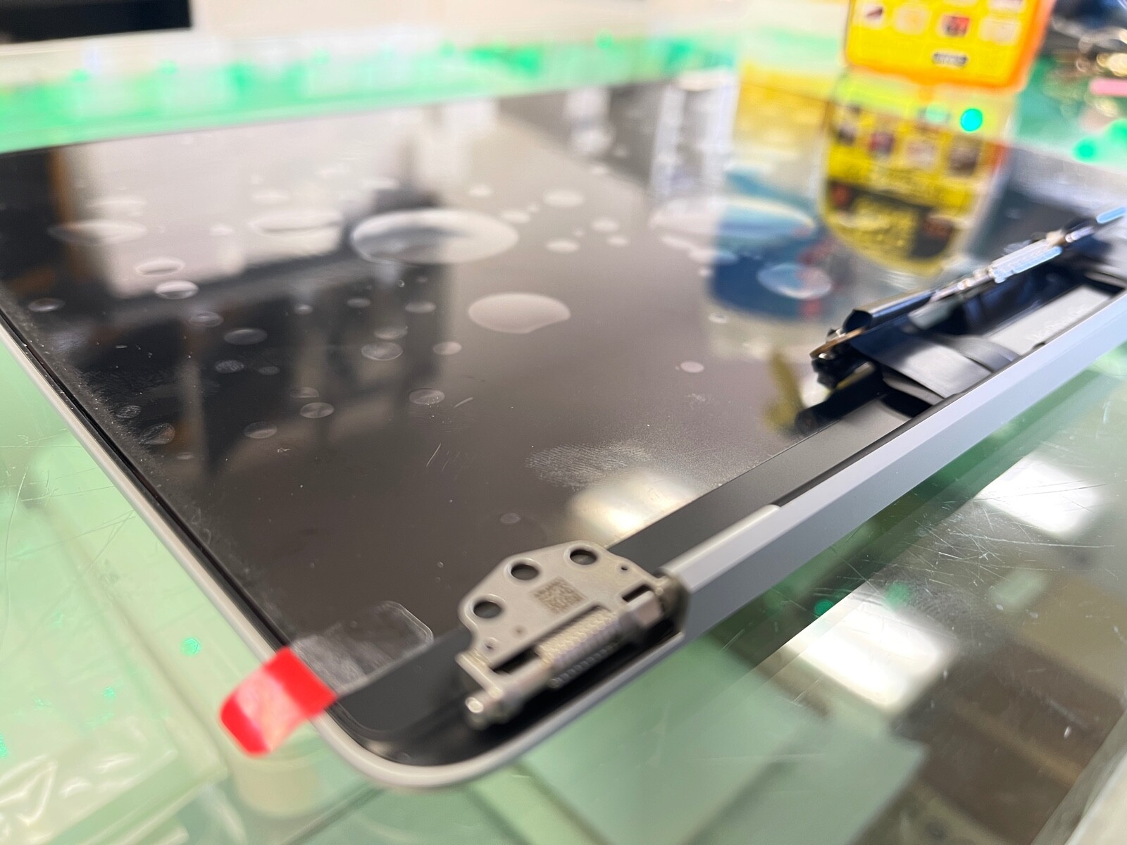 Apple MacBook Pro 2020 A2338 13″ LCD Screen Display OEM Replacement Silver