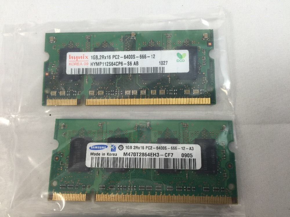 Lot of (2) 1GB PC2-6400 PC6400 DDR2 800Mhz 2GB SODimm 200pin Laptop Memory