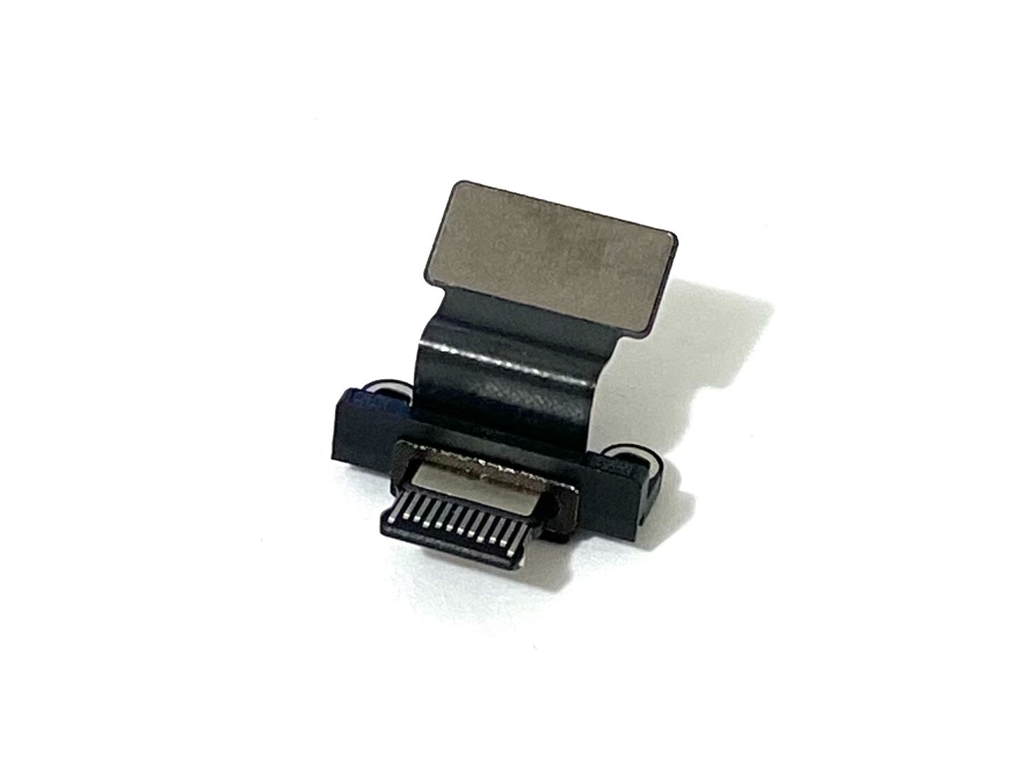 14″ Apple 2021 MacBook Pro A2442 Thunderbolt USB-C Board Flex Cable 821-03084-04