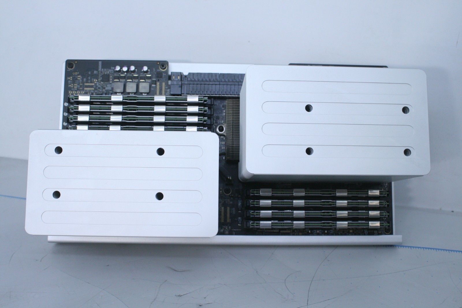 APPLE MAC PRO 5,1 2010 2012 CPU TRAY DUAL XEON 2.93GHZ 6-CORES 64GB RAM T7-B3