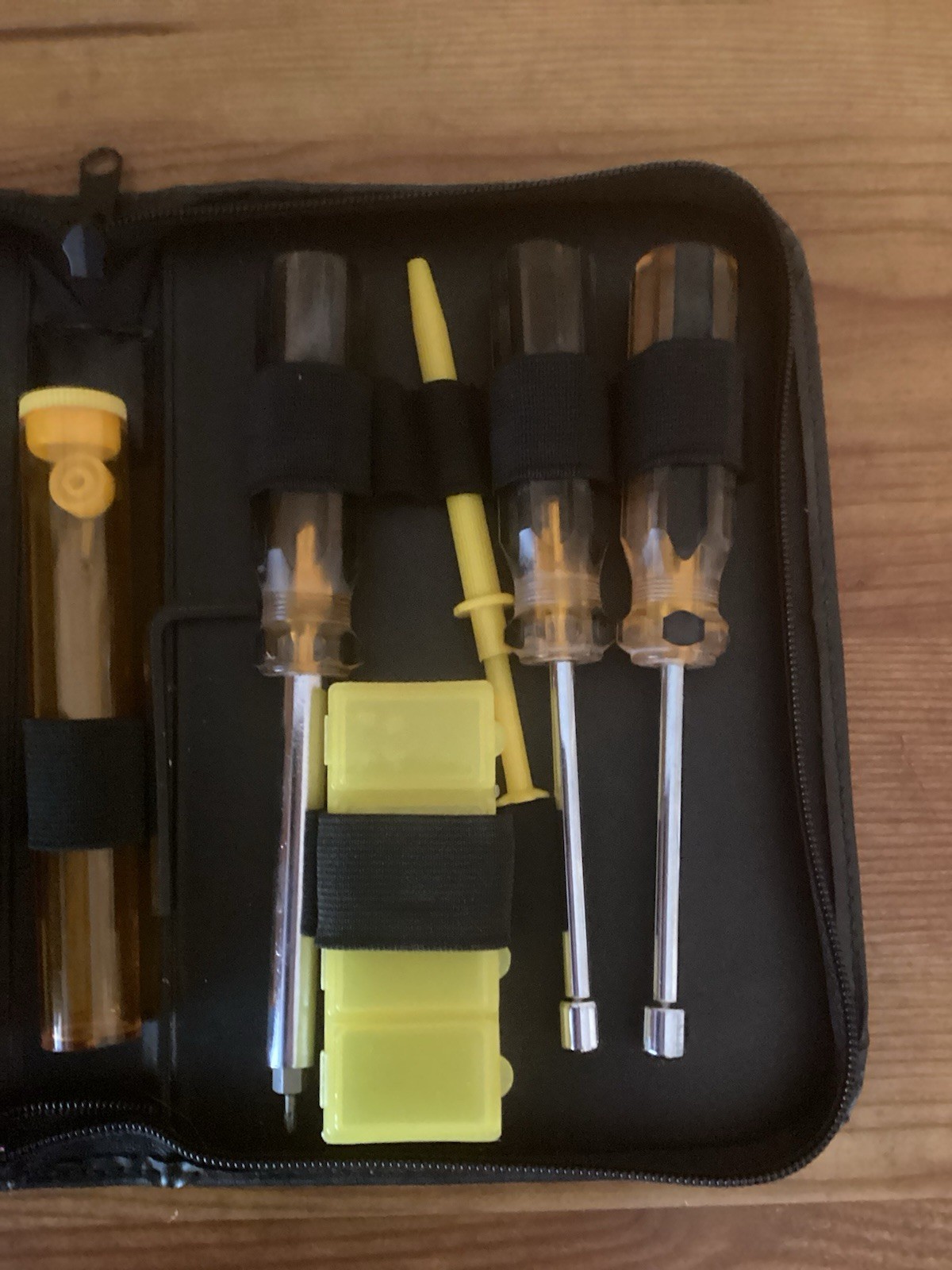 Fellowes 12 Piece Computer Tech PC Service/Repair Tool Kit