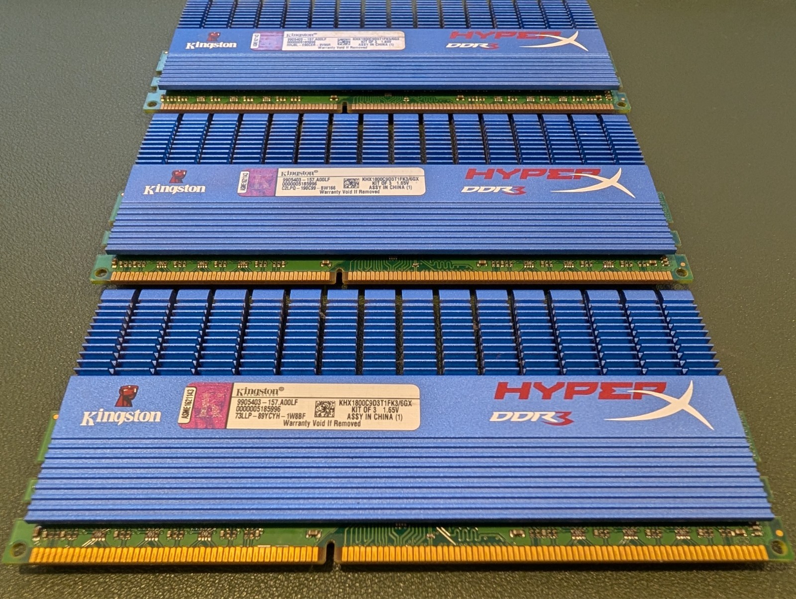 Kingston KHX1800C9D3T1FK3/6GX DDR3 6GB Kit (3x2GB) – DDR3 1800MT/s XMP CL9 DIMM