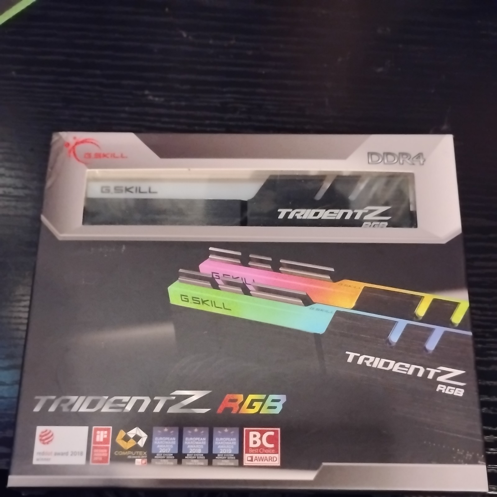 G.SKILL Trident Z RGB 16GB (2x8GB) DDR4-4000 DDR4 SDRAM DIMM Intel XMP
