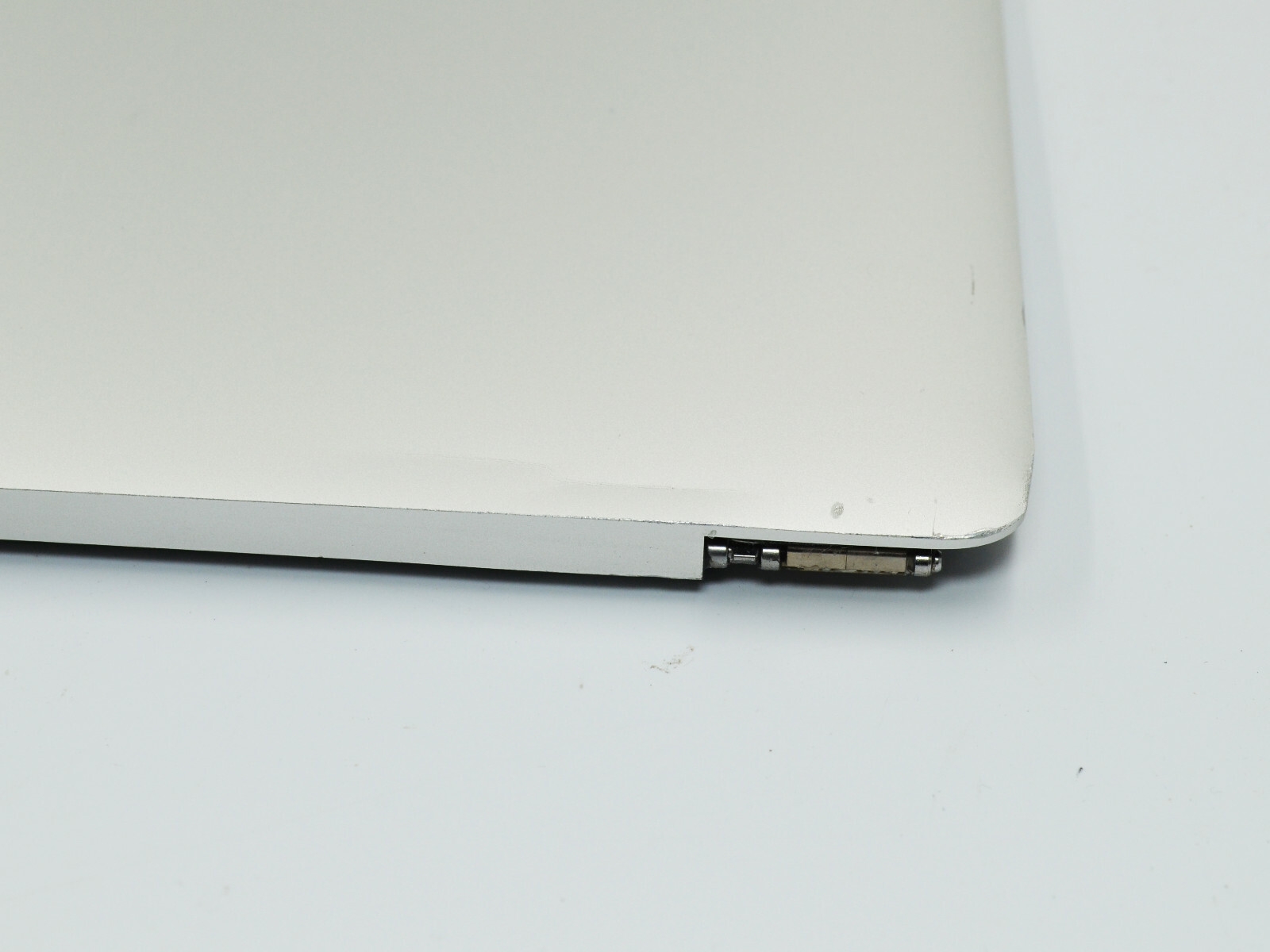 Grade B Silver LCD Screen Display Assembly for Macbook Pro 15″ A1707 2016 2017