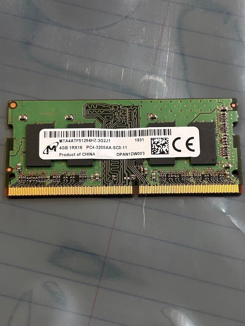 Micron 4 GB SO-DIMM Memory Card (MTA4ATF51264HZ-3G2J1) PC4-3200