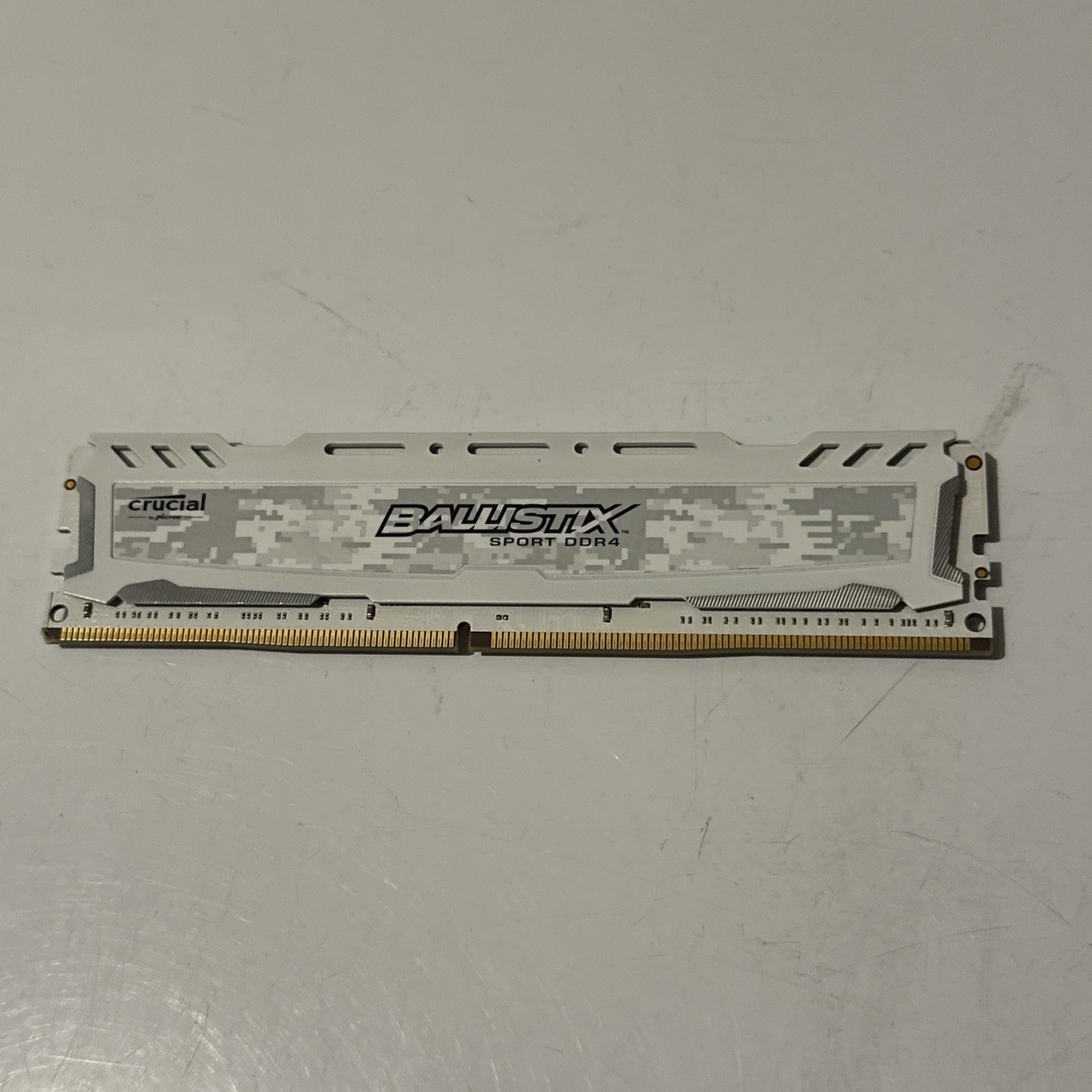 Micron Ballistix Sport LT DDR4 SDRAM DIMM 4GB 2400MHz 288-Pin 1 Module RAM