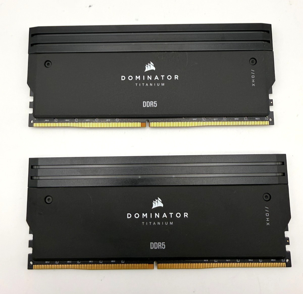 Corsair Dominator Titanium RGB 96GB 2x48GB DDR5 6600 CL32 Intel XMP 3.0