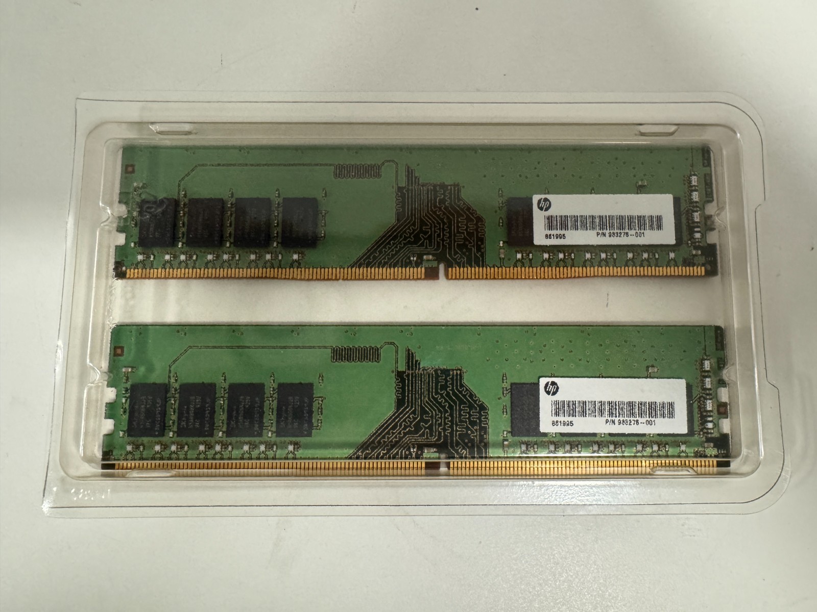 SK Hynix 16GB KIT (2 x 8GB sticks) DDR4 – 2666 – HMA81GU6JJR8N-VK NO AC 1Rx8 RAM