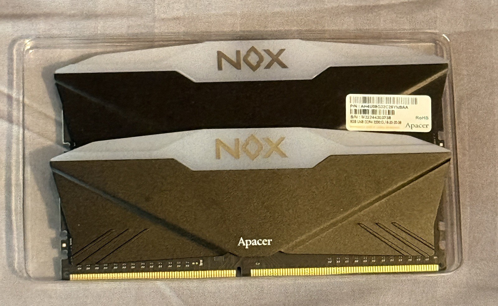 Apacer NOX 16GB (2x8GB) DDr4 RAM 3200MHz CL16-20-20-38 (Great Condition)