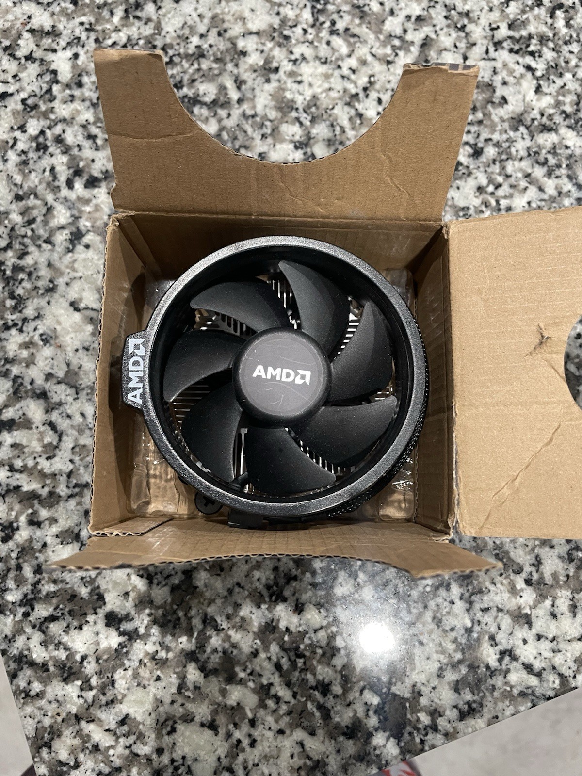 AMD CPU Fan with Heatsink Black 712-000052 Aluminum Plastic Box Packaging