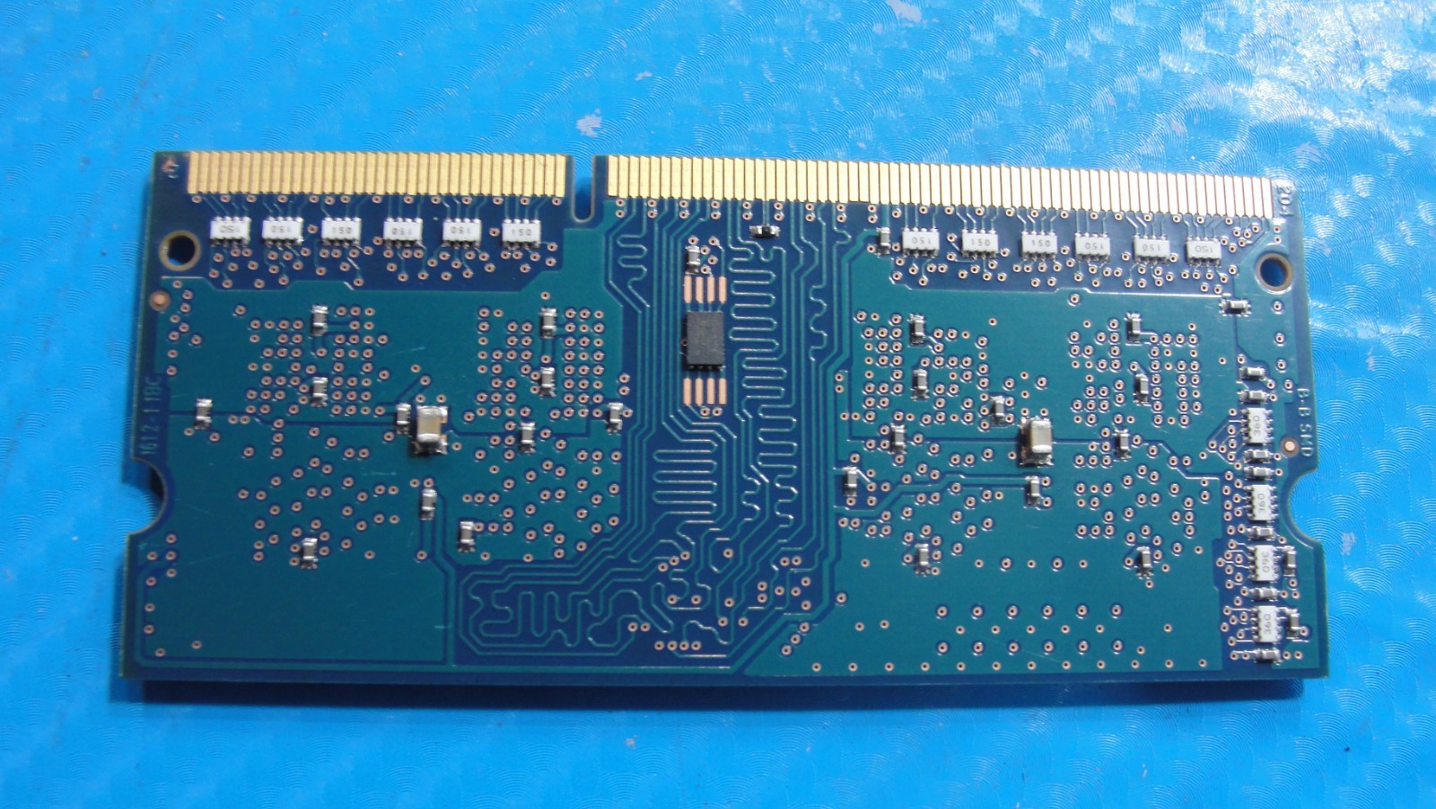 Asus Q304UA-BBI5T10 2GB SK Hynix 1Rx16 SO-DIMM Memory RAM HMT425S6CFR6A-PB