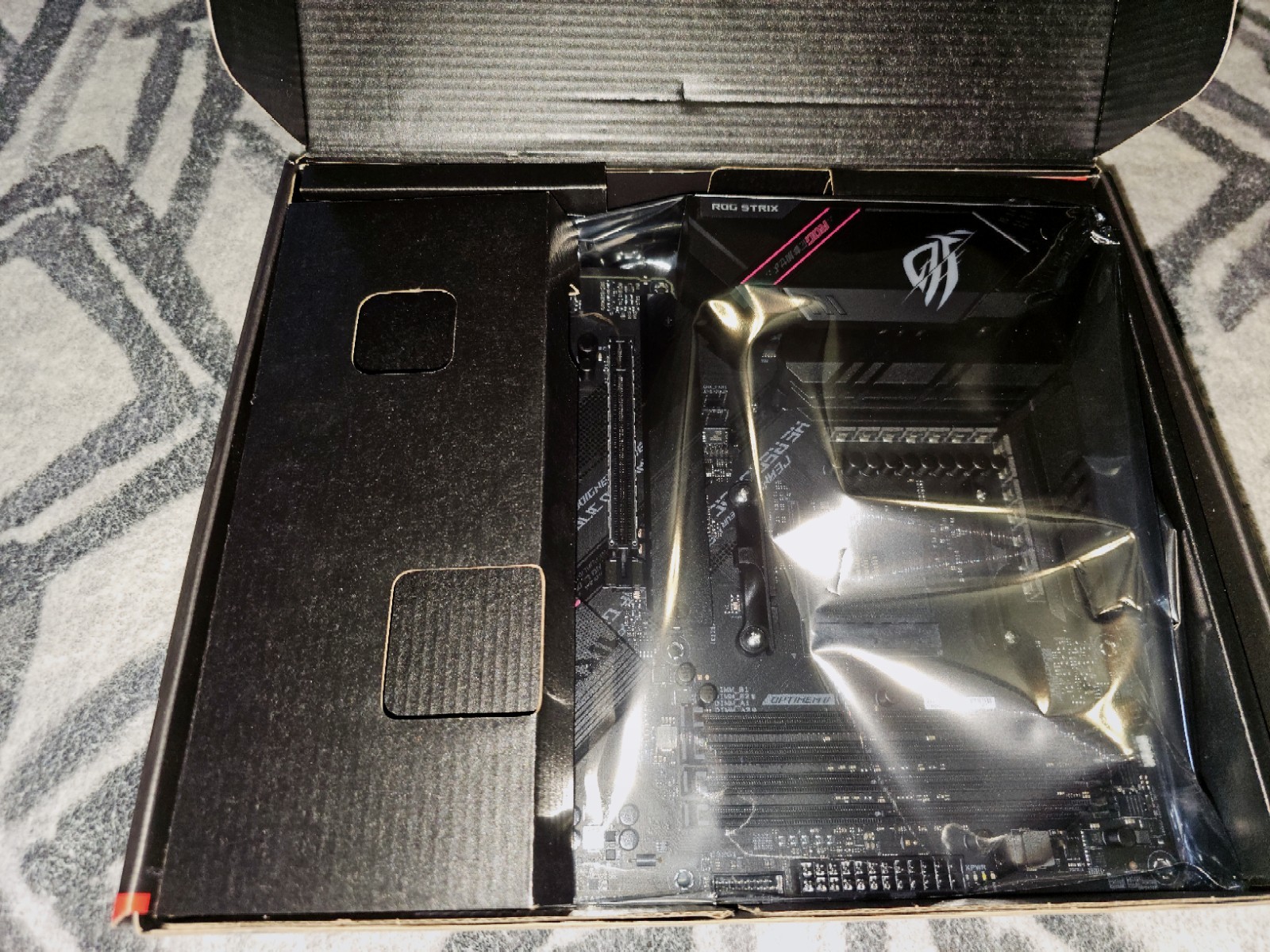 ASUS ROG STRIX B550-F GAMING ATX Motherboard AMD AM4 DDR4 Multi-GPU Support