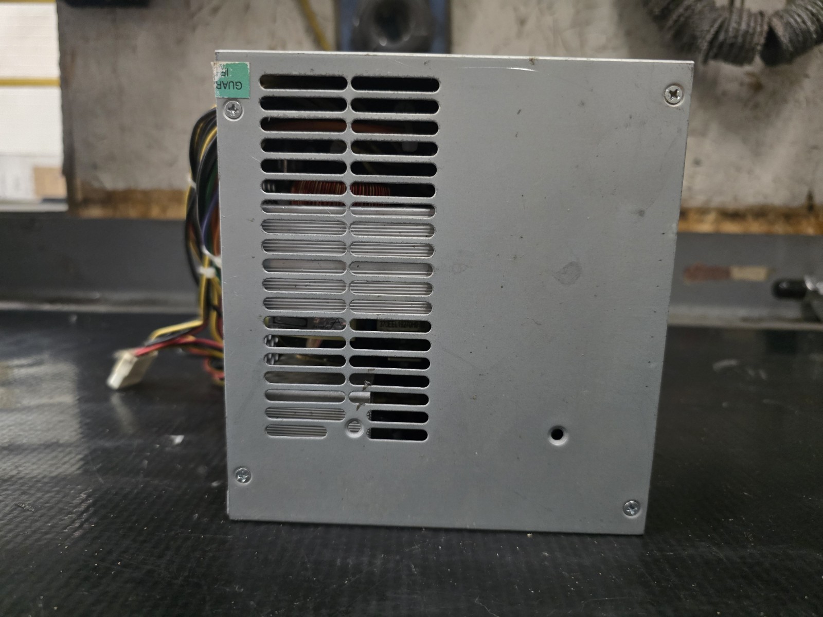 HIPRO HP-D2537F3R (REV: 02) 250W Power Supply HP P/N 5187-1098 20-Pin